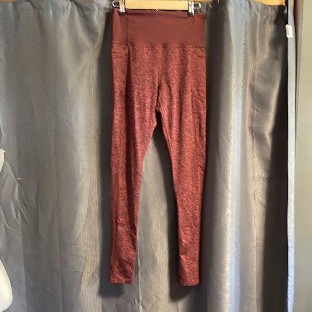 High-Waisted Maroon Leggings